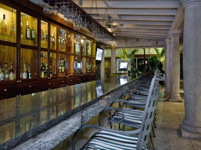 Windward Passage Hotel Шарлотта-Амалія Екстер'єр фото