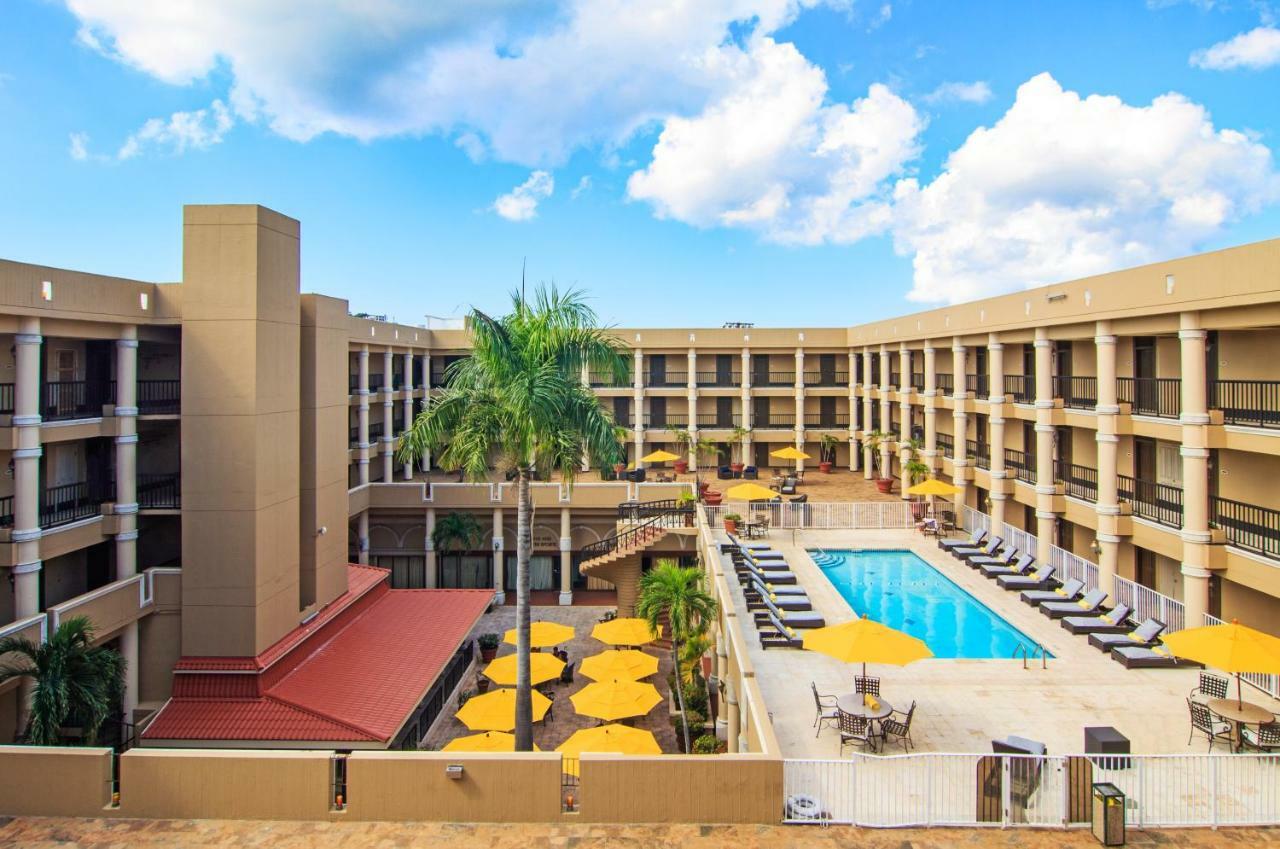 Windward Passage Hotel Шарлотта-Амалія Екстер'єр фото
